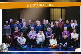Koor "Swifter Smarties" zingt mee in voorstelling "Hendrik Groen - Zolang er leven is" met Beau Schneider in de hoofdrol
