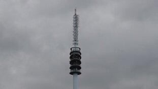 Politie houdt derde verdachte zendmastbranden aan