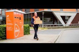 PostNL pakket- en briefautomaat in Dronten