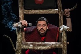 Een avondje Stefano Keizers in De meerpaal is een avondje vol heerlijk ongemak en absurdisme
