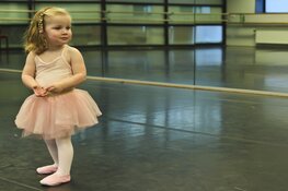 Peuterdansen! Spelenderwijs de eerste stapjes zetten in de dansstudio