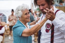 Ontmoeten, inspiratie opdoen en dansen tijdens Dag van de Ouderen