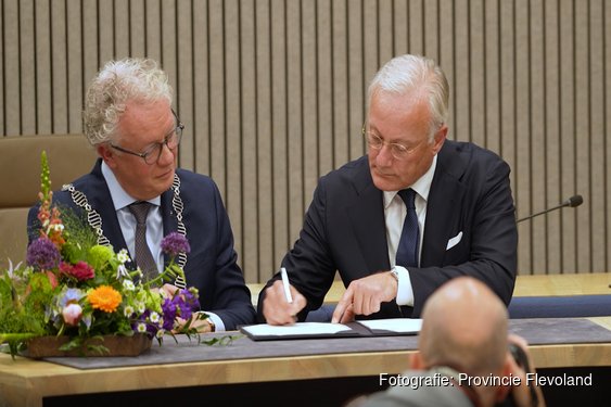 Burgemeester Jean Paul Gebben herbenoemd als burgemeester Dronten
