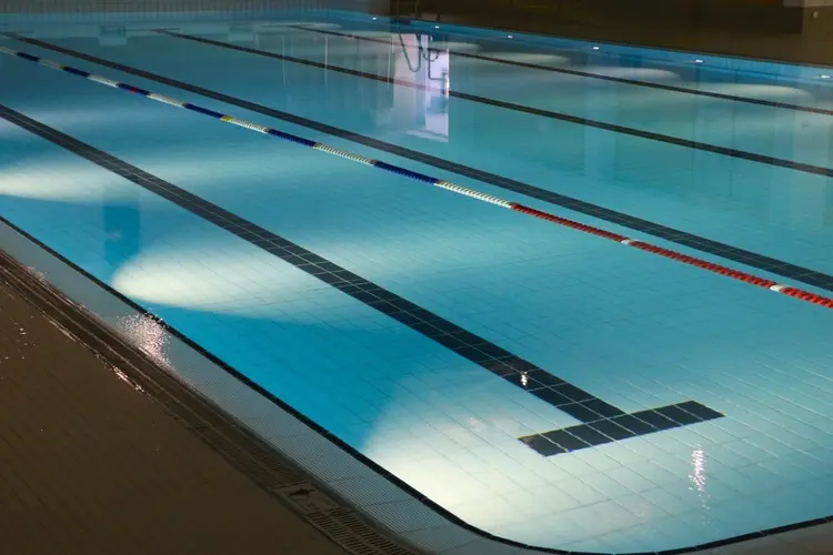Start renovatie zwembad De Abelen in Swifterbant