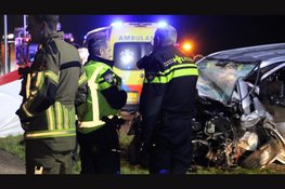 Dode en zwaargewonden na frontale botsing op N701